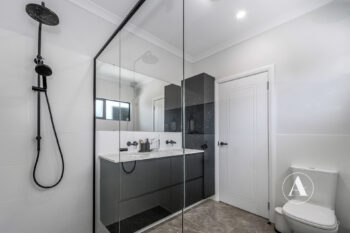 Listing image for 3 Ilford Place, Thornlie  WA  6108
