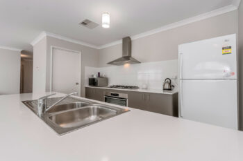 Listing image for 7 Whipbird Street, Baldivis  WA  6171