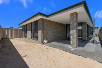 Listing image for 20 Hubbard Road, Haynes  WA  6112