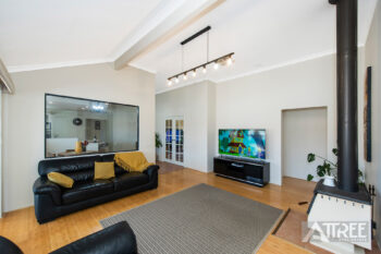 Listing image for 5 Morton Loop, Canning Vale  WA  6155