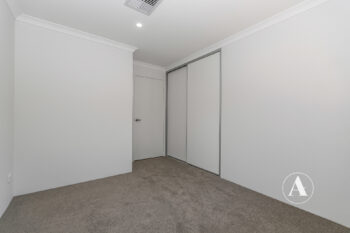 Listing image for 21 Somerset Way, Lakelands  WA  6180