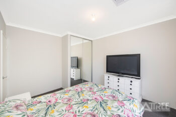 Listing image for 28 Hydrangea Road, Treeby  WA  6164