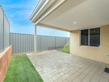 Listing image for 8 Boranup Rise, Piara Waters  WA  6112