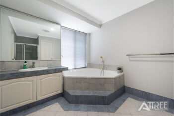 Listing image for 18 Gundaring Turn, Canning Vale  WA  6155