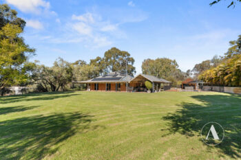 Listing image for 207 De Haer Road, Wandi  WA  6167