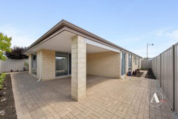 Listing image for 11 Gallinule Loop, Southern River  WA  6110