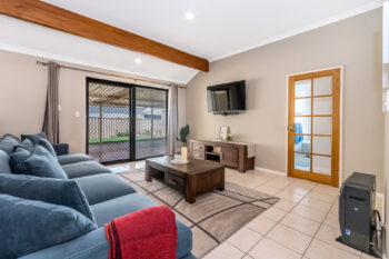 Listing image for 9 Iandra Loop, Carramar  WA  6031