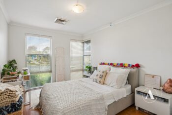 Listing image for 7 Randwick Bend, Harrisdale  WA  6112