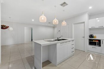 Listing image for 3 Glenora Way, Harrisdale  WA  6112
