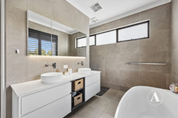 Listing image for 26 Sawyer Way, Salter Point  WA  6152