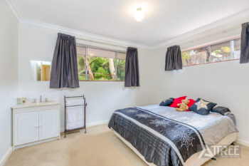 Listing image for 6 Greendale Place, Kelmscott  WA  6111