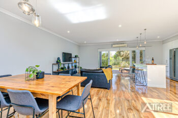 Listing image for 6 Oakbella Parade, Harrisdale  WA  6112