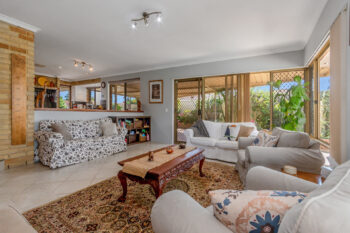 Listing image for 10 Mulga Place, Thornlie  WA  6108