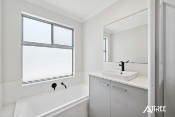 Listing image for 92 Wattledale Road, Haynes  WA  6112