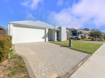 Listing image for 74 Cumbine Loop, Martin  WA  6110