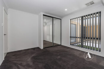 Listing image for 15 Aquamarine Parade, Treeby  WA  6164