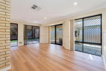 Listing image for 6 Meadowview Mews, Canning Vale  WA  6155