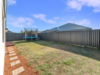 Listing image for 35 Nesbit Drive, Haynes  WA  6112