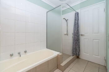 Listing image for 28 Honeyeater Retreat, Brookdale  WA  6112