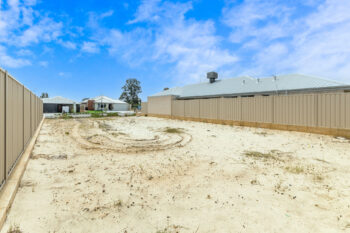 Listing image for 6 Alverston Boulevard, Haynes WA 6112