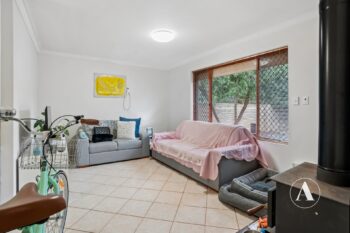 Listing image for 1/27 Luckhurst Drive, Mandurah  WA  6210