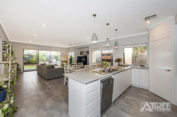 Listing image for 5 Claymore Place, Piara Waters  WA  6112