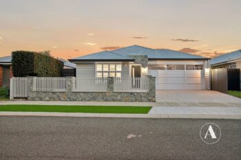 Listing image for 4 Oaklawn Street, Hilbert  WA  6112