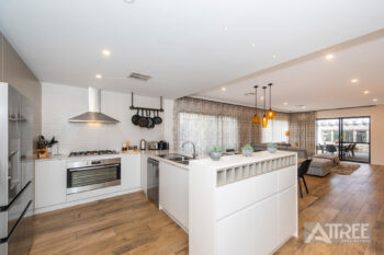 Listing image for 17 Dunmore Crescent, Harrisdale  WA  6112