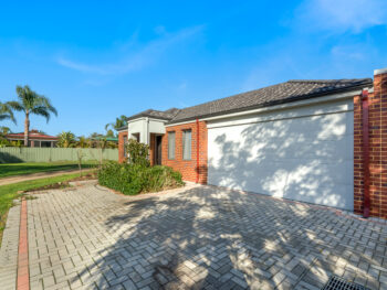 Listing image for 2/13 Manning Avenue, Gosnells  WA  6110