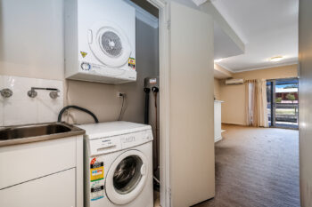 Listing image for 7/105 Wentworth Parade, Success  WA  6164