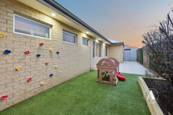 Listing image for 9 Shackleton Terrace, Byford  WA  6122