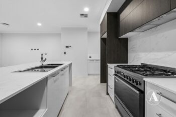 Listing image for 21 Pearwood Vista, Piara Waters  WA  6112