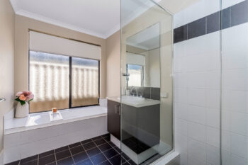 Listing image for 9 Carnaby Way, Harrisdale  WA  6112