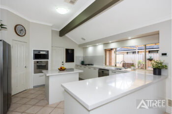 Listing image for 32 Jilakin Loop, Canning Vale  WA  6155