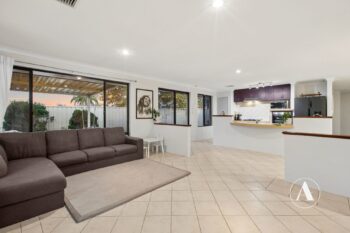 Listing image for 2 Quenda Close, Beeliar  WA  6164