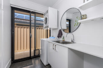 Listing image for 40 Middle Parkway, Canning Vale  WA  6155