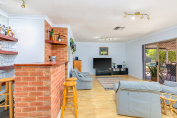 Listing image for 14 Poplar Place, Thornlie  WA  6108