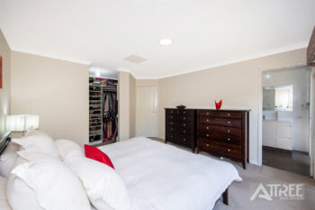 Listing image for 5 Morton Loop, Canning Vale  WA  6155