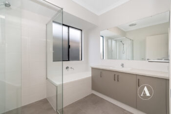 Listing image for 9 Swainsona Road, Henley Brook  WA  6055