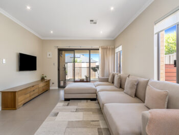 Listing image for 8 Alamo Link, Harrisdale  WA  6112