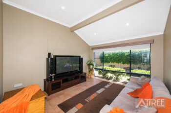 Listing image for 5 Morton Loop, Canning Vale  WA  6155