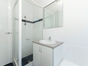 Listing image for 5 Spoonbill Place, Queens Park  WA  6107