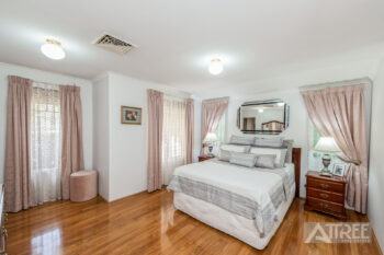 Listing image for 4 Longstaff Loop, Southern River  WA  6110
