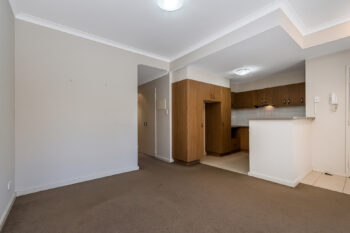 Listing image for 7/105 Wentworth Parade, Success  WA  6164