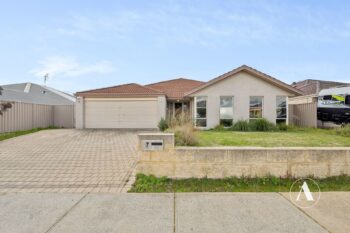 Listing image for 7 Randwick Bend, Harrisdale  WA  6112