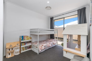 Listing image for 20 Hubbard Road, Haynes  WA  6112