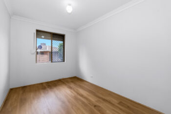 Listing image for 15/208 Burslem Drive, Maddington  WA  6109