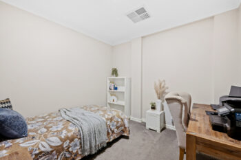 Listing image for 32 Kingsland Loop, Canning Vale  WA  6155