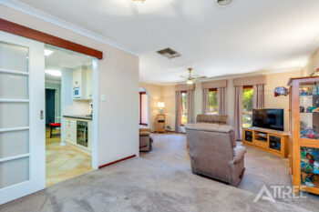 Listing image for 4 Starick Way, Gosnells  WA  6110