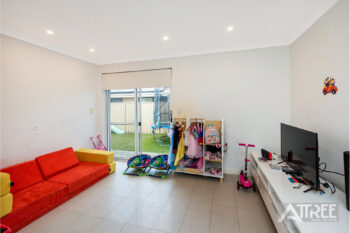 Listing image for 31 Philadelphia Parade, Canning Vale  WA  6155